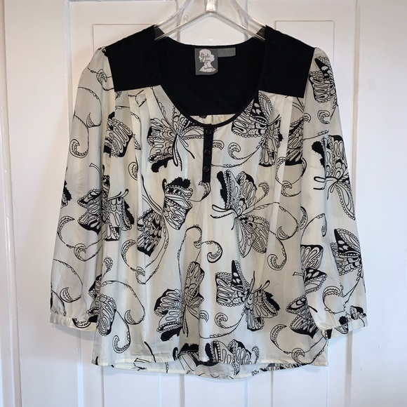Anthropologie Tops - Anthropologie Girls From Savoy Cotton Blouse
